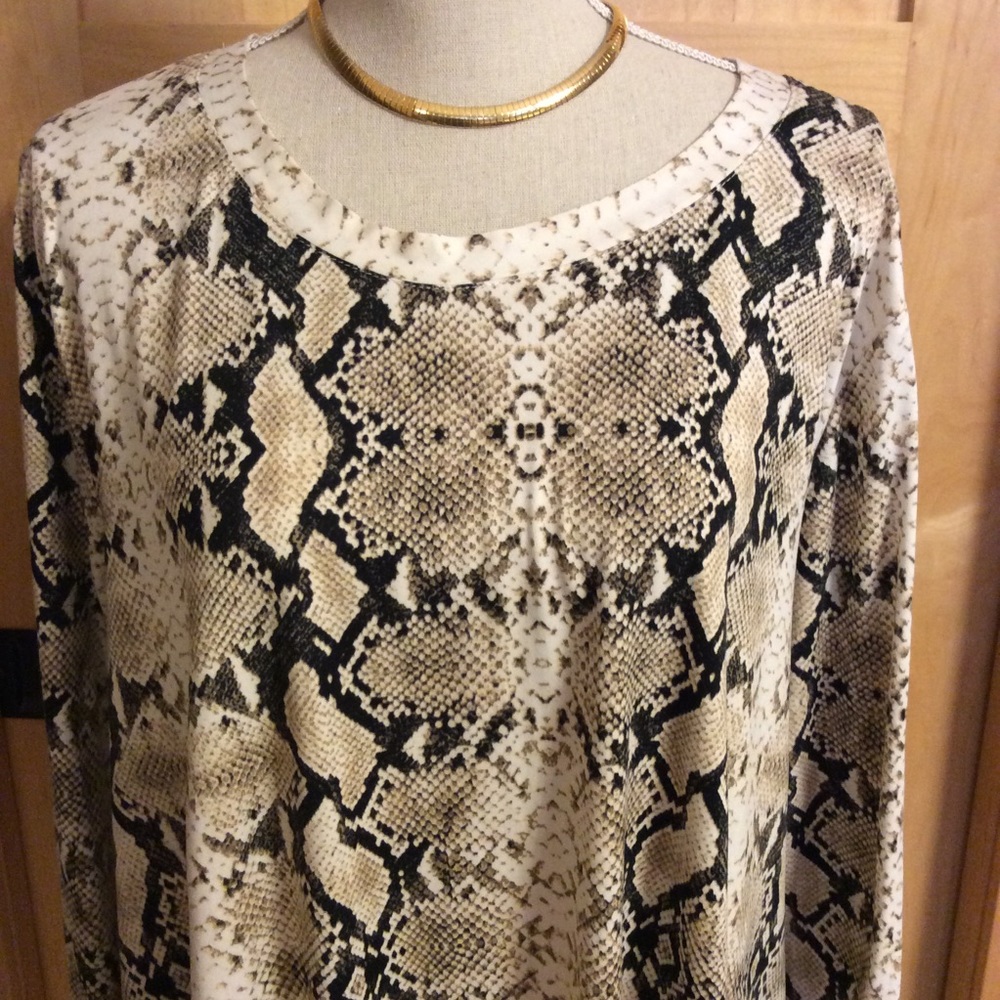 Luxurious- Snake Print Tunic